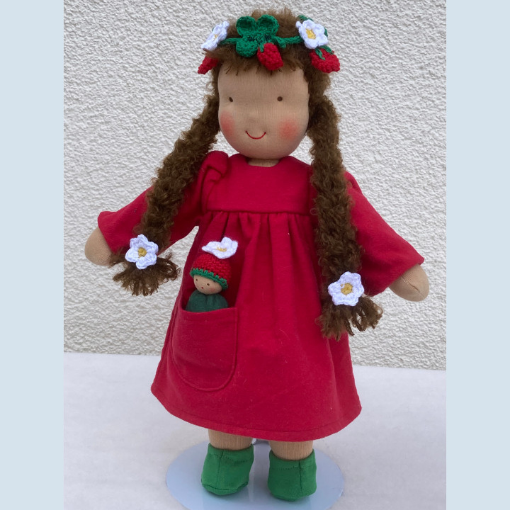 Heidi Hilscher Bio Puppenkleidung - Kleid Erdbeermädchen