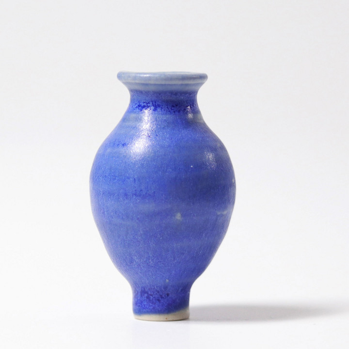 Grimms - decorative figures - vase, blue