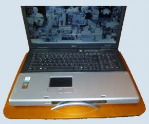 Timkid portabel - Unterlage für Notebook / Laptop für Beine - Holz